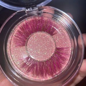 Pink, green, or red false eyelashes! Mink 2 for 25
